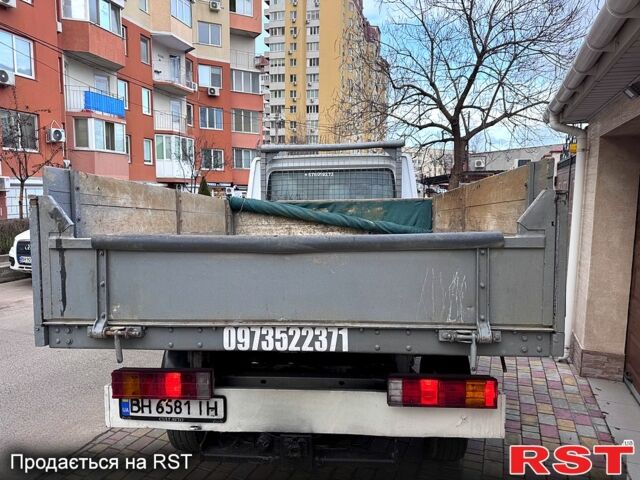 Белый Мерседес Sprinter, объемом двигателя 2.2 л и пробегом 322 тыс. км за 11500 $, фото 8 на Automoto.ua