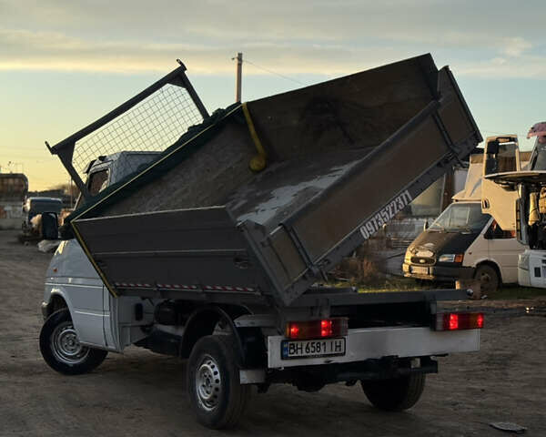 Белый Мерседес Sprinter, объемом двигателя 2.15 л и пробегом 290 тыс. км за 12500 $, фото 9 на Automoto.ua