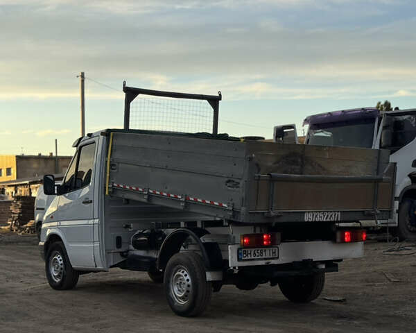 Белый Мерседес Sprinter, объемом двигателя 2.15 л и пробегом 290 тыс. км за 12500 $, фото 6 на Automoto.ua