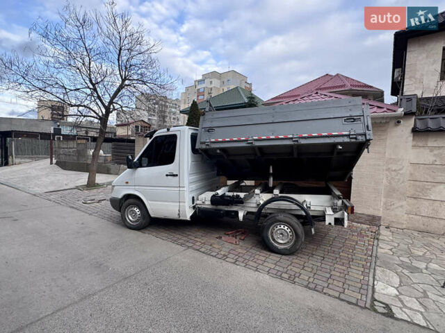 Белый Мерседес Sprinter, объемом двигателя 2.15 л и пробегом 322 тыс. км за 11500 $, фото 14 на Automoto.ua