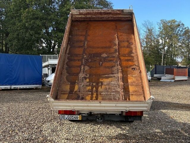 Белый Мерседес Sprinter, объемом двигателя 2.7 л и пробегом 185 тыс. км за 16900 $, фото 7 на Automoto.ua