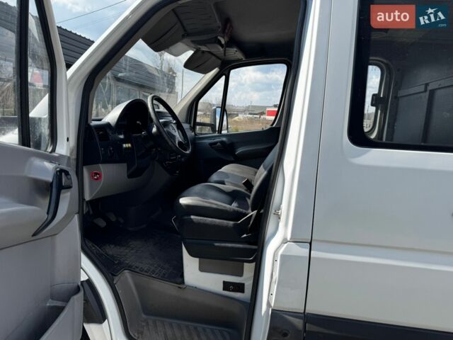 Белый Мерседес Sprinter, объемом двигателя 2.99 л и пробегом 229 тыс. км за 22000 $, фото 12 на Automoto.ua