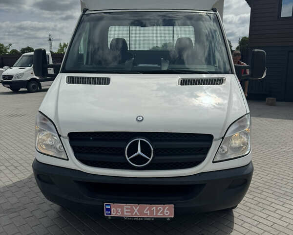 Белый Мерседес Sprinter, объемом двигателя 2.2 л и пробегом 303 тыс. км за 25000 $, фото 9 на Automoto.ua