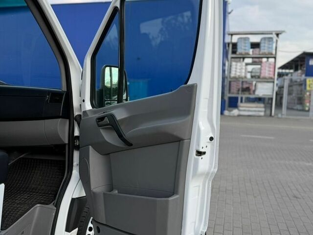 Белый Мерседес Sprinter, объемом двигателя 2.2 л и пробегом 374 тыс. км за 26000 $, фото 56 на Automoto.ua