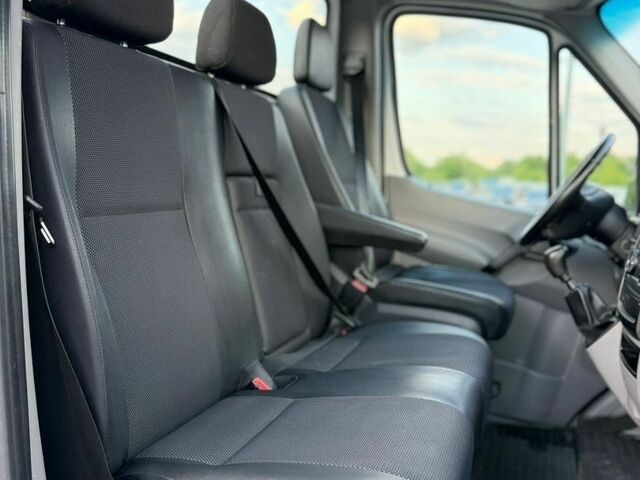Белый Мерседес Sprinter, объемом двигателя 2.2 л и пробегом 374 тыс. км за 26000 $, фото 60 на Automoto.ua