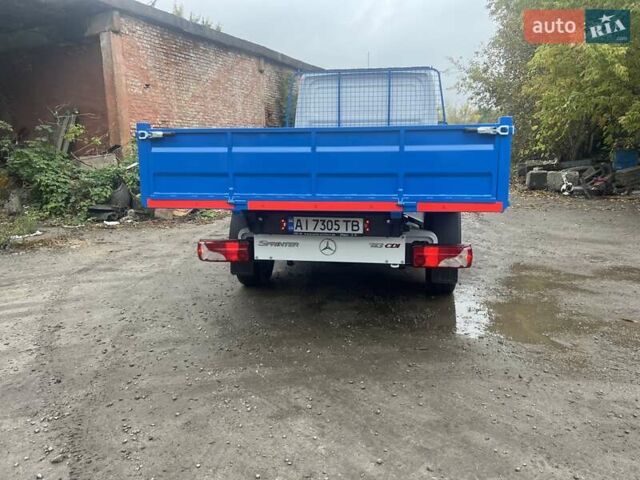 Белый Мерседес Sprinter, объемом двигателя 2.14 л и пробегом 400 тыс. км за 16920 $, фото 8 на Automoto.ua