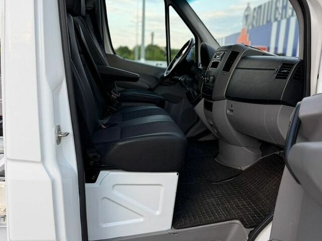 Білий Мерседес Sprinter, об'ємом двигуна 2.2 л та пробігом 374 тис. км за 26000 $, фото 59 на Automoto.ua
