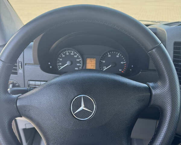 Білий Мерседес Sprinter, об'ємом двигуна 2.2 л та пробігом 373 тис. км за 22900 $, фото 3 на Automoto.ua