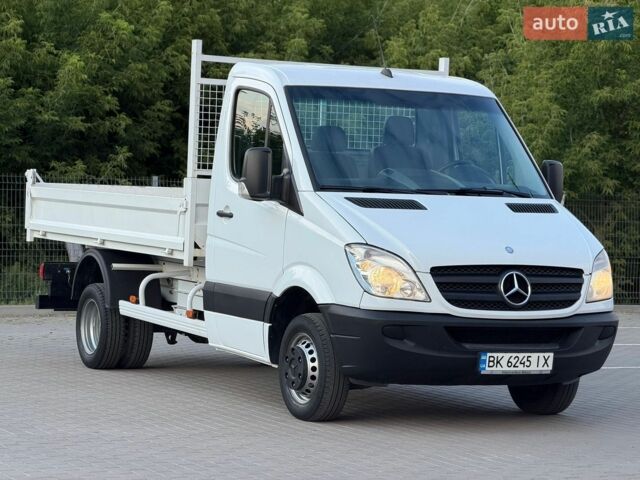 Белый Мерседес Sprinter, объемом двигателя 2.2 л и пробегом 374 тыс. км за 26000 $, фото 3 на Automoto.ua