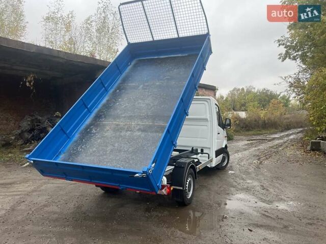 Белый Мерседес Sprinter, объемом двигателя 2.14 л и пробегом 400 тыс. км за 16920 $, фото 27 на Automoto.ua