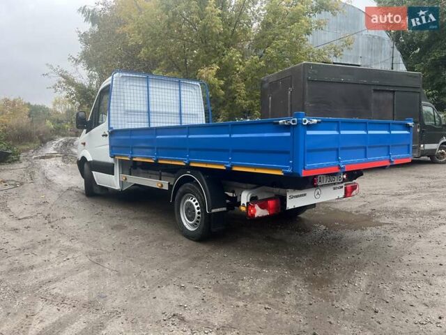 Белый Мерседес Sprinter, объемом двигателя 2.14 л и пробегом 400 тыс. км за 16920 $, фото 10 на Automoto.ua