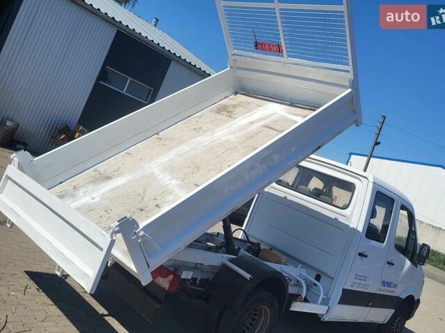 Белый Мерседес Sprinter, объемом двигателя 2.2 л и пробегом 240 тыс. км за 20300 $, фото 6 на Automoto.ua