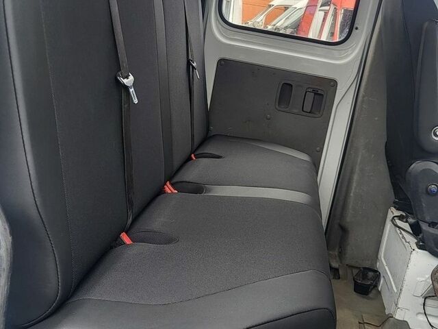 Белый Мерседес Sprinter, объемом двигателя 2.2 л и пробегом 240 тыс. км за 20300 $, фото 1 на Automoto.ua