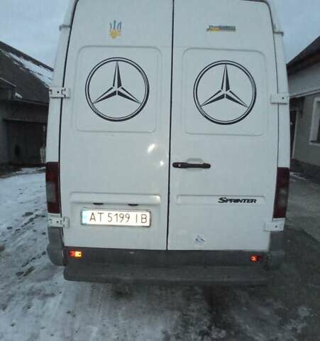 Білий Мерседес Sprinter, об'ємом двигуна 2.15 л та пробігом 170 тис. км за 7850 $, фото 3 на Automoto.ua