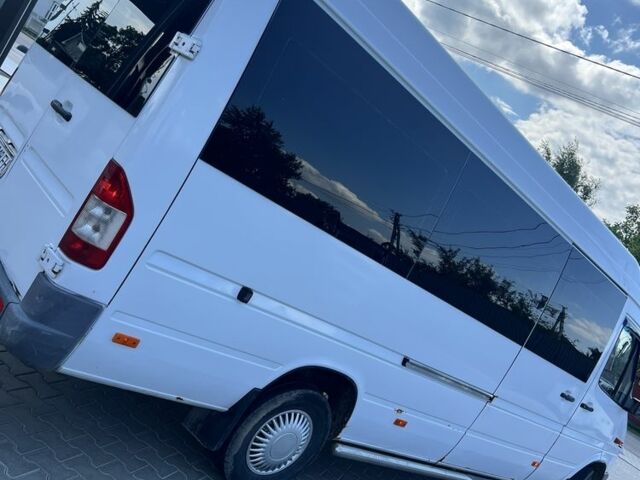 Белый Мерседес Sprinter, объемом двигателя 2.1 л и пробегом 3 тыс. км за 7400 $, фото 11 на Automoto.ua