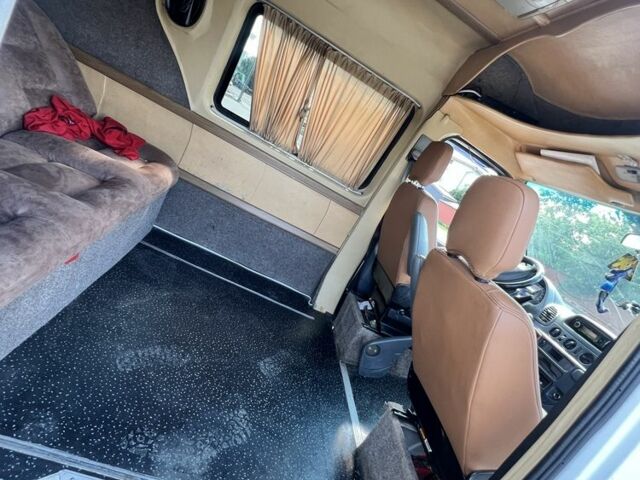 Белый Мерседес Sprinter, объемом двигателя 2.1 л и пробегом 3 тыс. км за 7400 $, фото 3 на Automoto.ua