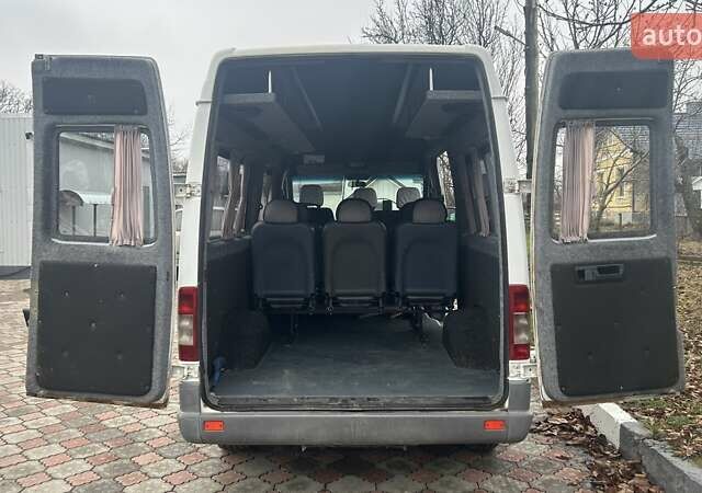 Белый Мерседес Sprinter, объемом двигателя 2.15 л и пробегом 228 тыс. км за 11580 $, фото 23 на Automoto.ua