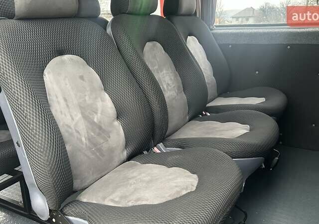 Белый Мерседес Sprinter, объемом двигателя 2.15 л и пробегом 228 тыс. км за 11580 $, фото 10 на Automoto.ua