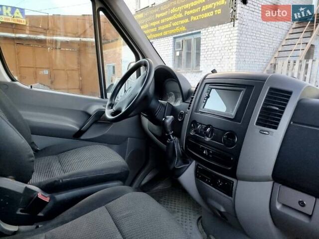 Білий Мерседес Sprinter, об'ємом двигуна 2.15 л та пробігом 627 тис. км за 11500 $, фото 4 на Automoto.ua