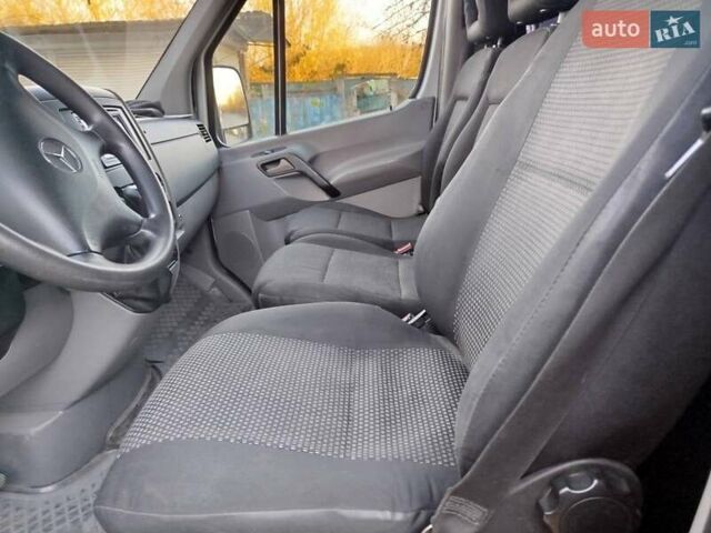 Білий Мерседес Sprinter, об'ємом двигуна 2.15 л та пробігом 627 тис. км за 11500 $, фото 10 на Automoto.ua