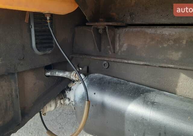 Белый Мерседес Sprinter, объемом двигателя 2.7 л и пробегом 384 тыс. км за 15000 $, фото 14 на Automoto.ua