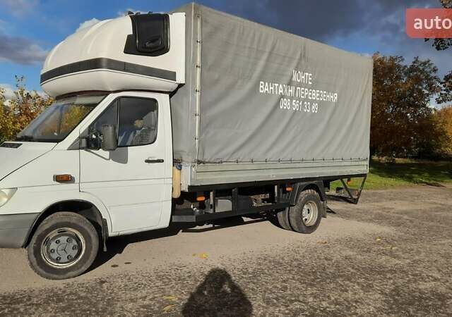 Белый Мерседес Sprinter, объемом двигателя 2.7 л и пробегом 384 тыс. км за 15000 $, фото 32 на Automoto.ua
