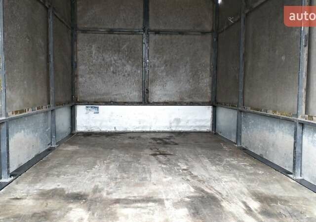 Белый Мерседес Sprinter, объемом двигателя 2.69 л и пробегом 326 тыс. км за 12000 $, фото 5 на Automoto.ua