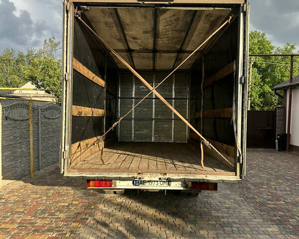 Белый Мерседес Sprinter, объемом двигателя 2.2 л и пробегом 10 тыс. км за 12000 $, фото 2 на Automoto.ua