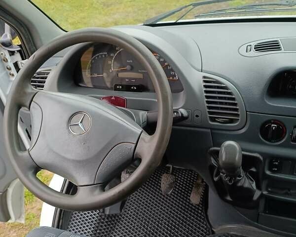 Білий Мерседес Sprinter, об'ємом двигуна 2.15 л та пробігом 311 тис. км за 12999 $, фото 9 на Automoto.ua