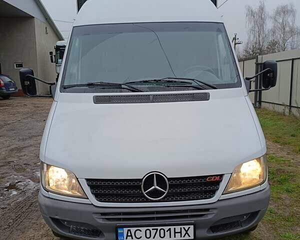Білий Мерседес Sprinter, об'ємом двигуна 2.15 л та пробігом 311 тис. км за 12999 $, фото 2 на Automoto.ua