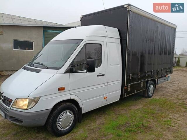 Білий Мерседес Sprinter, об'ємом двигуна 2.15 л та пробігом 311 тис. км за 12999 $, фото 1 на Automoto.ua