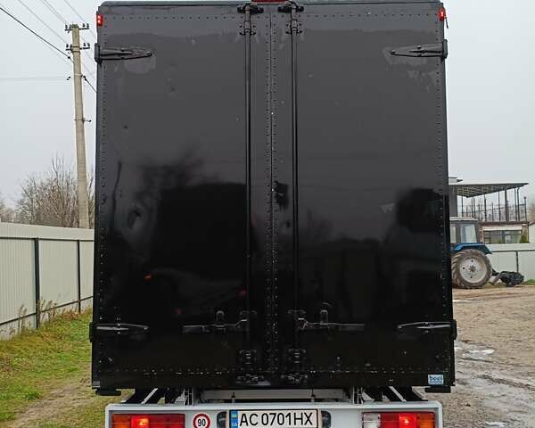 Білий Мерседес Sprinter, об'ємом двигуна 2.15 л та пробігом 311 тис. км за 12999 $, фото 5 на Automoto.ua