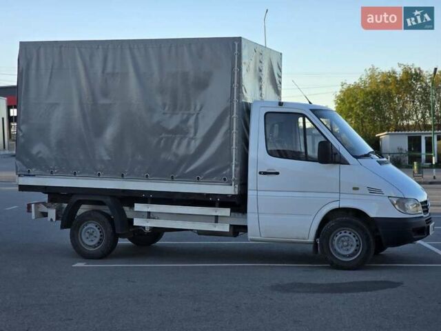 Белый Мерседес Sprinter, объемом двигателя 2.2 л и пробегом 604 тыс. км за 10499 $, фото 5 на Automoto.ua