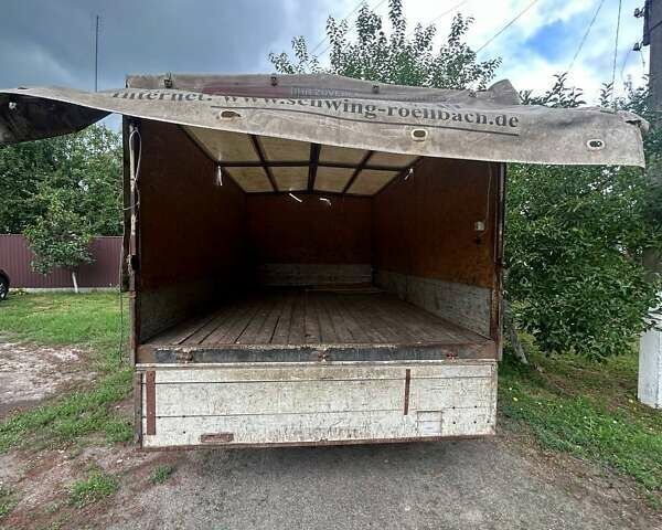 Белый Мерседес Sprinter, объемом двигателя 2.15 л и пробегом 466 тыс. км за 10900 $, фото 1 на Automoto.ua
