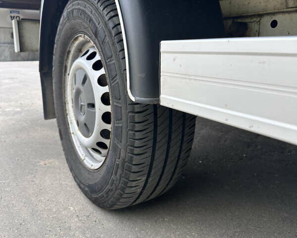 Белый Мерседес Sprinter, объемом двигателя 2.14 л и пробегом 434 тыс. км за 18900 $, фото 20 на Automoto.ua