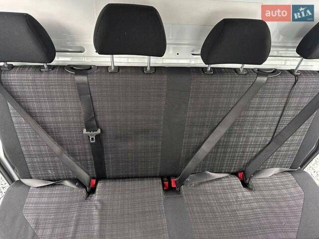 Белый Мерседес Sprinter, объемом двигателя 0 л и пробегом 195 тыс. км за 26900 $, фото 28 на Automoto.ua