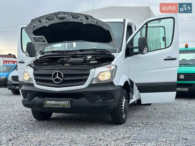 Белый Мерседес Sprinter, объемом двигателя 0 л и пробегом 195 тыс. км за 26900 $, фото 15 на Automoto.ua