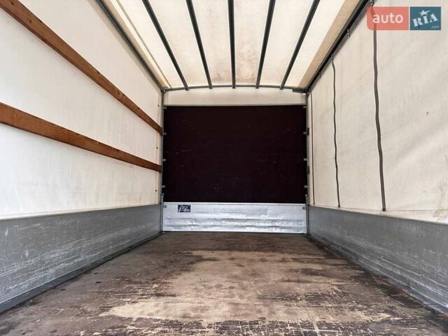 Белый Мерседес Sprinter, объемом двигателя 2.2 л и пробегом 142 тыс. км за 24800 $, фото 30 на Automoto.ua