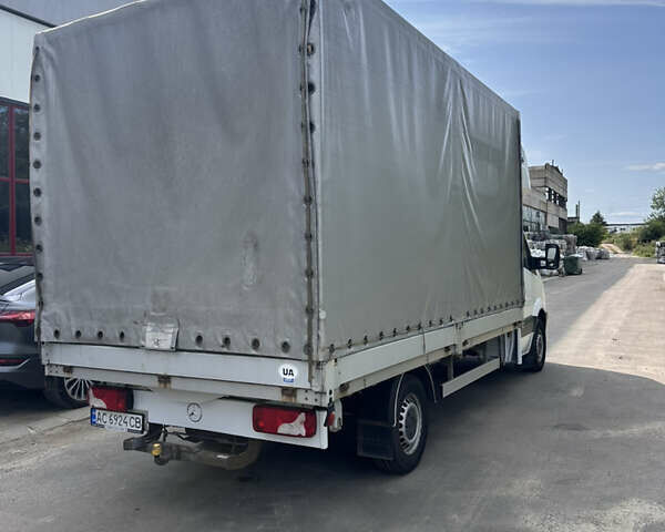 Белый Мерседес Sprinter, объемом двигателя 2.14 л и пробегом 434 тыс. км за 18900 $, фото 3 на Automoto.ua