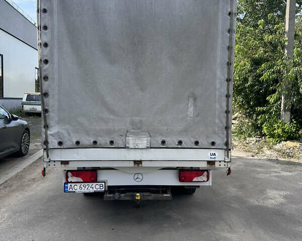 Белый Мерседес Sprinter, объемом двигателя 2.14 л и пробегом 434 тыс. км за 16900 $, фото 5 на Automoto.ua