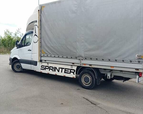 Белый Мерседес Sprinter, объемом двигателя 2.15 л и пробегом 478 тыс. км за 22500 $, фото 21 на Automoto.ua