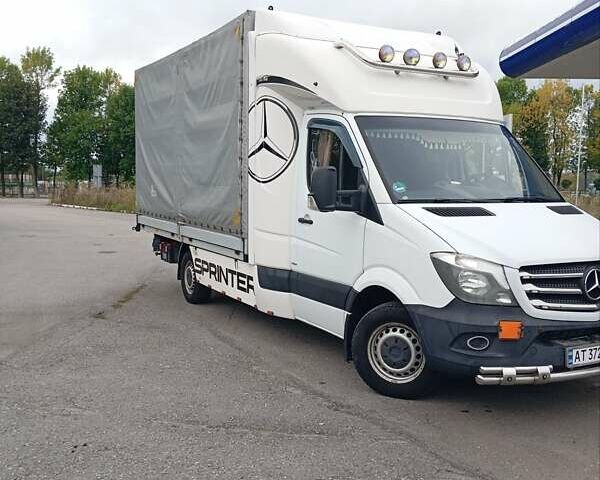 Белый Мерседес Sprinter, объемом двигателя 2.15 л и пробегом 478 тыс. км за 22500 $, фото 8 на Automoto.ua