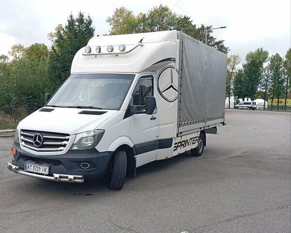 Белый Мерседес Sprinter, объемом двигателя 2.15 л и пробегом 478 тыс. км за 22500 $, фото 3 на Automoto.ua