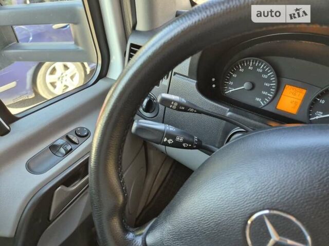 Білий Мерседес Sprinter, об'ємом двигуна 2.99 л та пробігом 274 тис. км за 31999 $, фото 29 на Automoto.ua