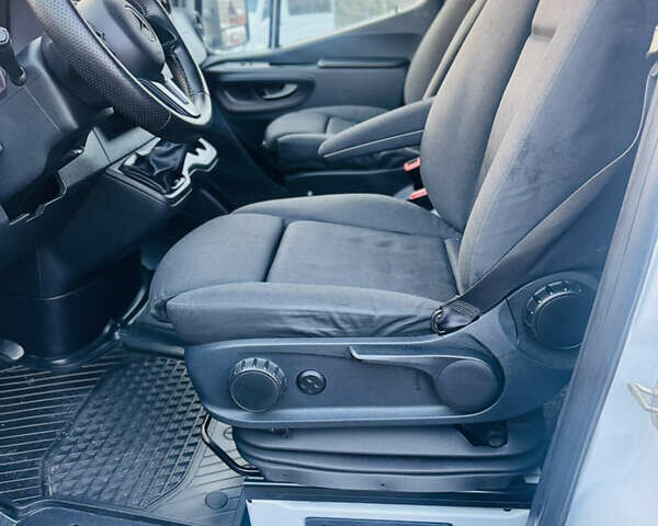 Білий Мерседес Sprinter, об'ємом двигуна 0 л та пробігом 498 тис. км за 19999 $, фото 13 на Automoto.ua