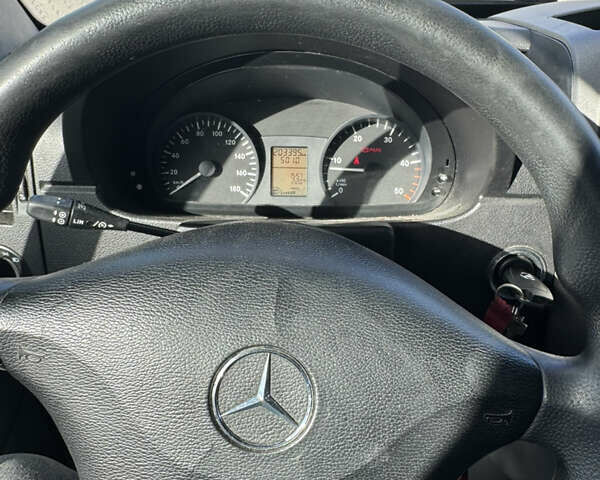 Белый Мерседес Sprinter, объемом двигателя 2.14 л и пробегом 210 тыс. км за 19900 $, фото 9 на Automoto.ua