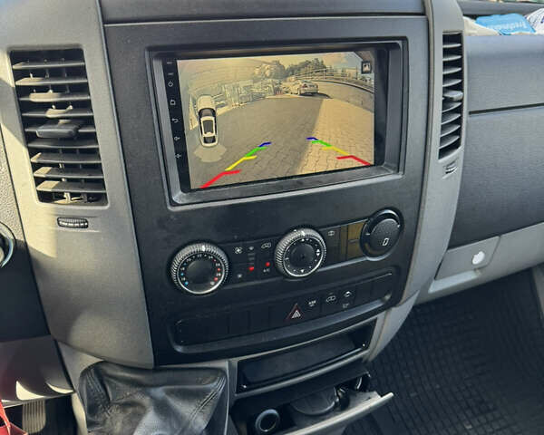 Белый Мерседес Sprinter, объемом двигателя 2.14 л и пробегом 210 тыс. км за 19900 $, фото 11 на Automoto.ua