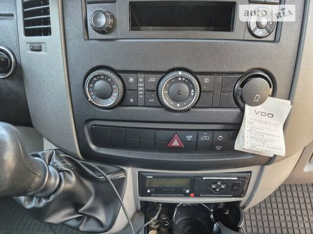 Білий Мерседес Sprinter, об'ємом двигуна 2.99 л та пробігом 274 тис. км за 31999 $, фото 26 на Automoto.ua