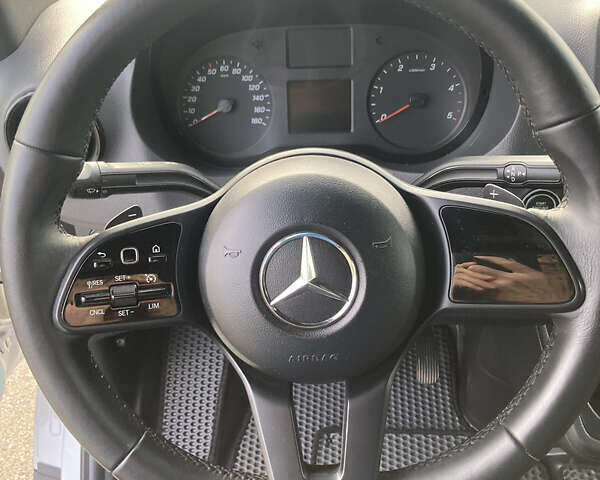 Белый Мерседес Sprinter, объемом двигателя 2.14 л и пробегом 385 тыс. км за 27000 $, фото 12 на Automoto.ua