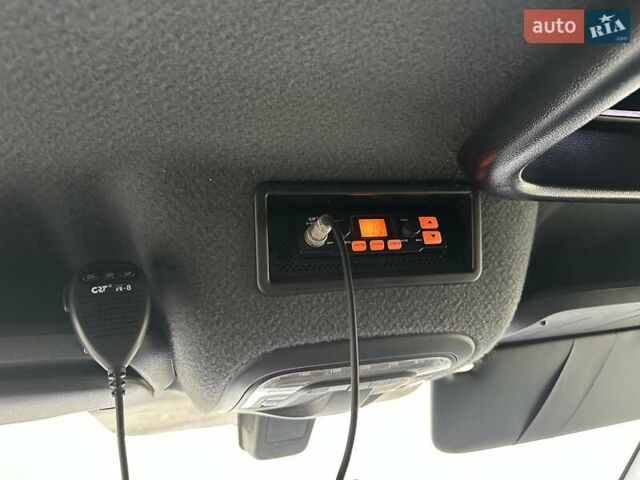 Белый Мерседес Sprinter, объемом двигателя 2.2 л и пробегом 240 тыс. км за 19900 $, фото 30 на Automoto.ua